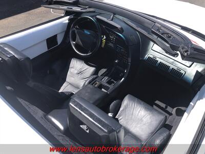 1992 Chevrolet Corvette  *Only 58k Miles On This Cool Convert! - Photo 18 - Tucson, AZ 85705
