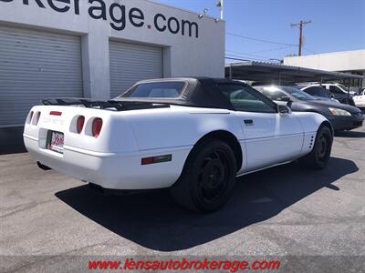 1992 Chevrolet Corvette  *Only 58k Miles On This Cool Convert! - Photo 10 - Tucson, AZ 85705
