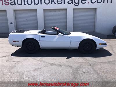 1992 Chevrolet Corvette  *Only 58k Miles On This Cool Convert! - Photo 2 - Tucson, AZ 85705