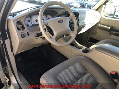 2003 Ford Explorer Sport Trac XLT  *4x4! - Photo 10 - Tucson, AZ 85705