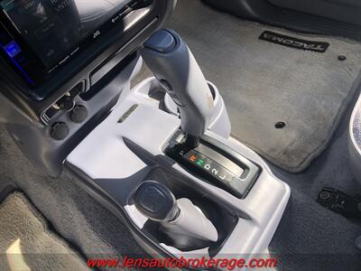 2000 Toyota Tacoma V6  4x4 *Nice Truck! - Photo 14 - Tucson, AZ 85705
