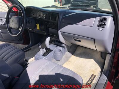 2000 Toyota Tacoma V6  4x4 *Nice Truck! - Photo 17 - Tucson, AZ 85705