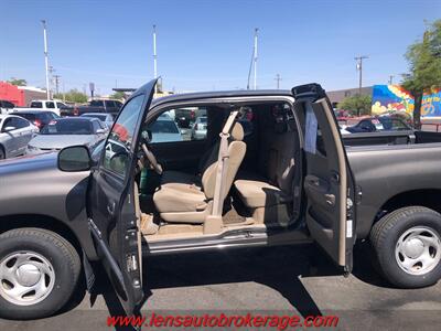 2006 Toyota Tundra SR5  **CARFAX 1 OWNER** - Photo 11 - Tucson, AZ 85705