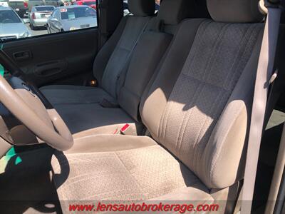 2006 Toyota Tundra SR5  **CARFAX 1 OWNER** - Photo 10 - Tucson, AZ 85705