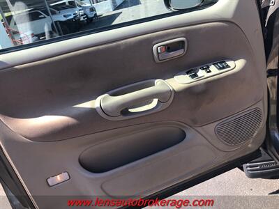 2006 Toyota Tundra SR5  **CARFAX 1 OWNER** - Photo 9 - Tucson, AZ 85705