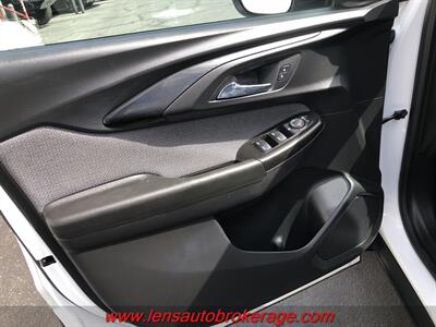 2021 Chevrolet Trailblazer LT  *Clean Fuel Efficient SUV! - Photo 9 - Tucson, AZ 85705