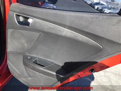 2013 Hyundai VELOSTER  *Trade In Special! - Photo 17 - Tucson, AZ 85705