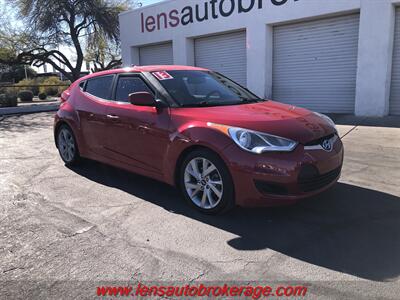 2013 Hyundai VELOSTER  *Trade In Special! - Photo 2 - Tucson, AZ 85705