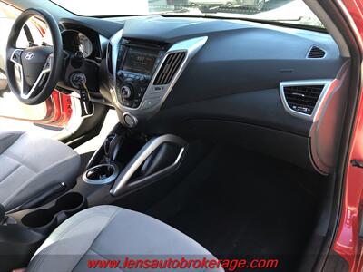 2013 Hyundai VELOSTER  *Trade In Special! - Photo 20 - Tucson, AZ 85705