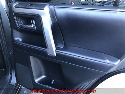 2018 Toyota 4Runner SR5  *Full Icon Suspension, Icon Wheels, Tall Rubber & Carfax 1 Owner! - Photo 21 - Tucson, AZ 85705