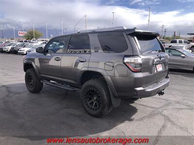 2018 Toyota 4Runner SR5  *Full Icon Suspension! - Photo 5 - Tucson, AZ 85705