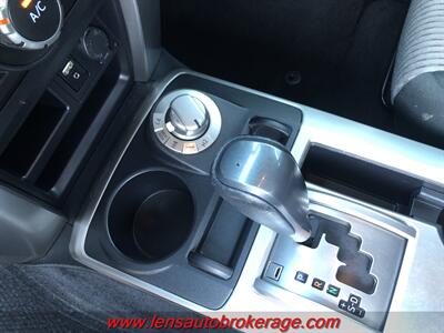 2018 Toyota 4Runner SR5  *Full Icon Suspension, Icon Wheels, Tall Rubber & Carfax 1 Owner! - Photo 17 - Tucson, AZ 85705