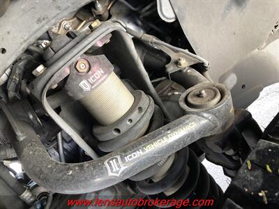 2018 Toyota 4Runner SR5  *Full Icon Suspension! - Photo 7 - Tucson, AZ 85705