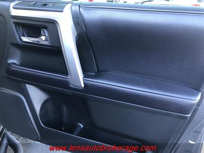 2018 Toyota 4Runner SR5  *Full Icon Suspension, Icon Wheels, Tall Rubber & Carfax 1 Owner! - Photo 23 - Tucson, AZ 85705