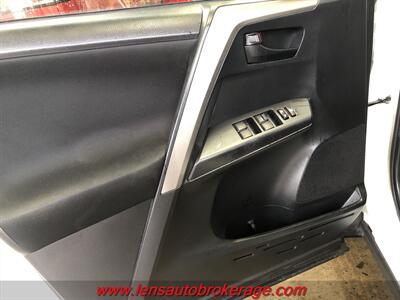 2018 Toyota RAV4 LE  *Clean & New In Inventory! - Photo 5 - Tucson, AZ 85705