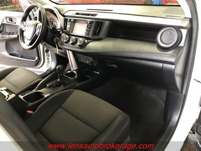 2018 Toyota RAV4 LE  *Clean & New In Inventory! - Photo 18 - Tucson, AZ 85705