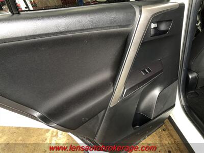 2018 Toyota RAV4 LE  *Clean & New In Inventory! - Photo 12 - Tucson, AZ 85705