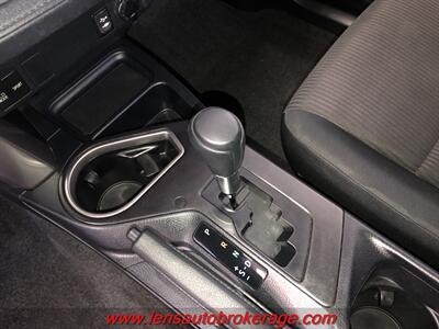 2018 Toyota RAV4 LE  *Clean & New In Inventory! - Photo 11 - Tucson, AZ 85705