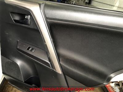 2018 Toyota RAV4 LE  *Clean & New In Inventory! - Photo 15 - Tucson, AZ 85705