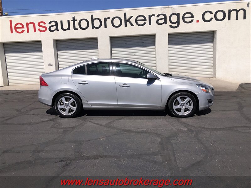 2012 Volvo S60 T5  