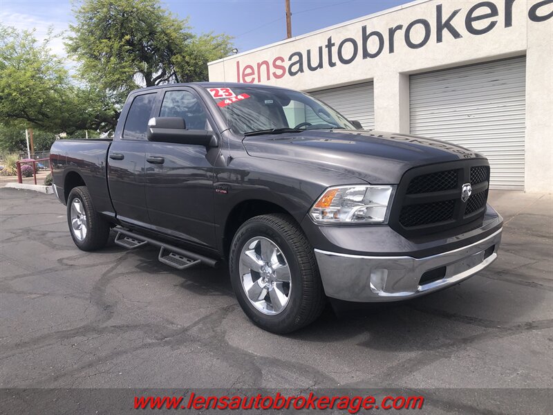2023 RAM 1500 Classic Tradesman  HEMI 4x4 W/10K MILES**