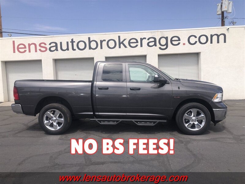 2023 RAM 1500 Classic Tradesman  HEMI 4x4 W/10K MILES**