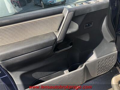 2011 Nissan Titan PRO-4X  *HARD TO FIND CREW CAB PRO-4X!! - Photo 2 - Tucson, AZ 85705