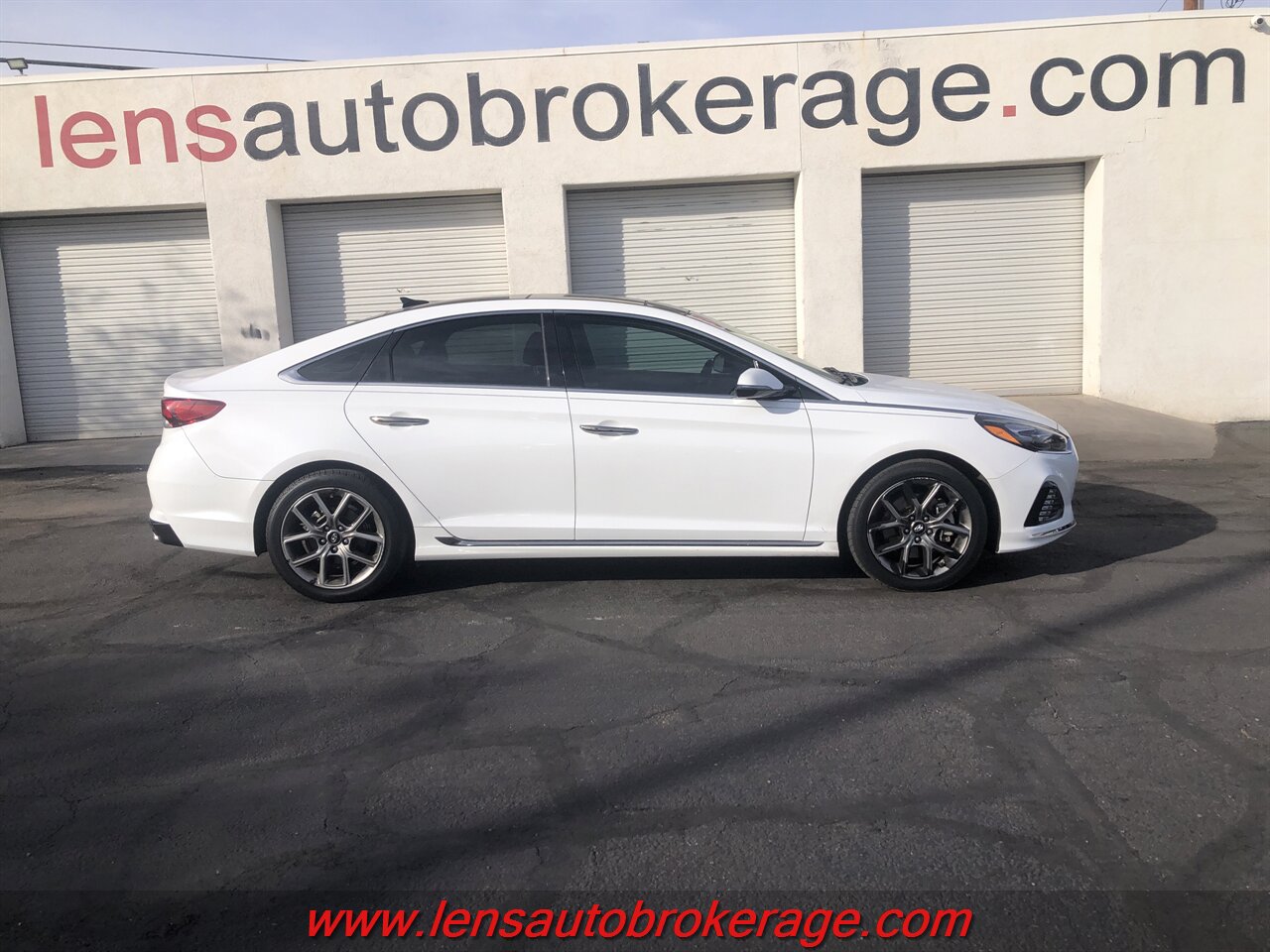 2018 Hyundai SONATA Sport 2.0T  *Fresh In Inventory! - Photo 1 - Tucson, AZ 85705