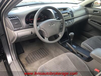 2005 Toyota Camry LE   - Photo 10 - Tucson, AZ 85705