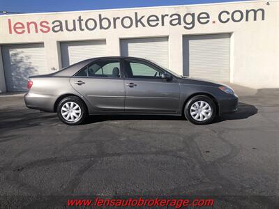 2005 Toyota Camry LE Sedan