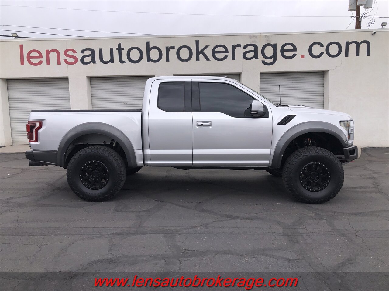 2017 Ford F-150 Raptor  *Bad A$$!!! *Fresh In Inventory! - Photo 1 - Tucson, AZ 85705