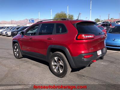 2016 Jeep Cherokee Trailhawk   - Photo 6 - Tucson, AZ 85705