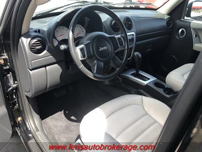 2003 Jeep Liberty Limited  *84k Mile 4x4 Liberty! - Photo 10 - Tucson, AZ 85705
