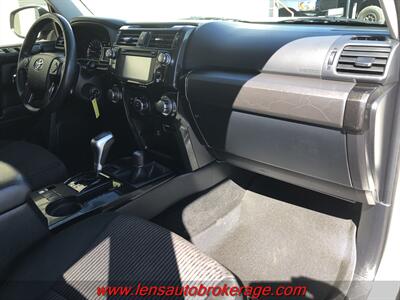 2017 Toyota 4Runner TRD Off-Road  *Clean & Cool TRD Runner!! - Photo 22 - Tucson, AZ 85705