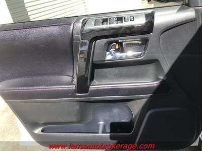 2017 Toyota 4Runner TRD Off-Road  *Clean & Cool TRD Runner!! - Photo 9 - Tucson, AZ 85705