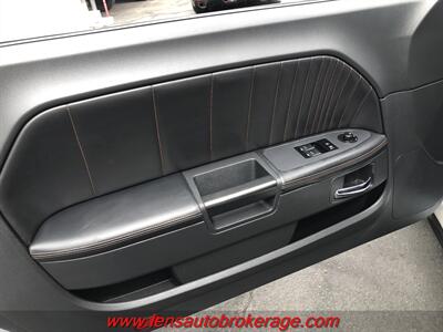 2014 Dodge Challenger R/T Shaker Package  *Clean HEMI Shaker! - Photo 9 - Tucson, AZ 85705