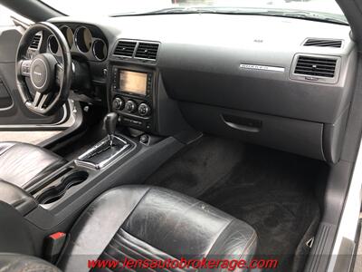 2014 Dodge Challenger R/T Shaker Package  *Clean HEMI Shaker! - Photo 18 - Tucson, AZ 85705