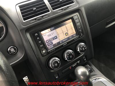 2014 Dodge Challenger R/T Shaker Package  *Clean HEMI Shaker! - Photo 14 - Tucson, AZ 85705