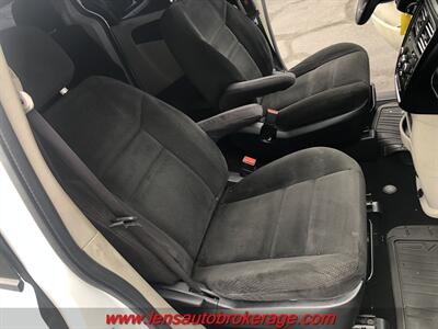 2017 Dodge Grand Caravan SE   - Photo 14 - Tucson, AZ 85705