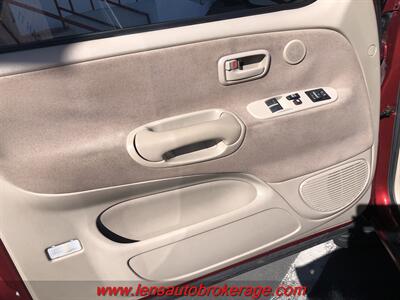 2005 Toyota Tundra SR5  *Super Clean Older Tundra! - Photo 8 - Tucson, AZ 85705