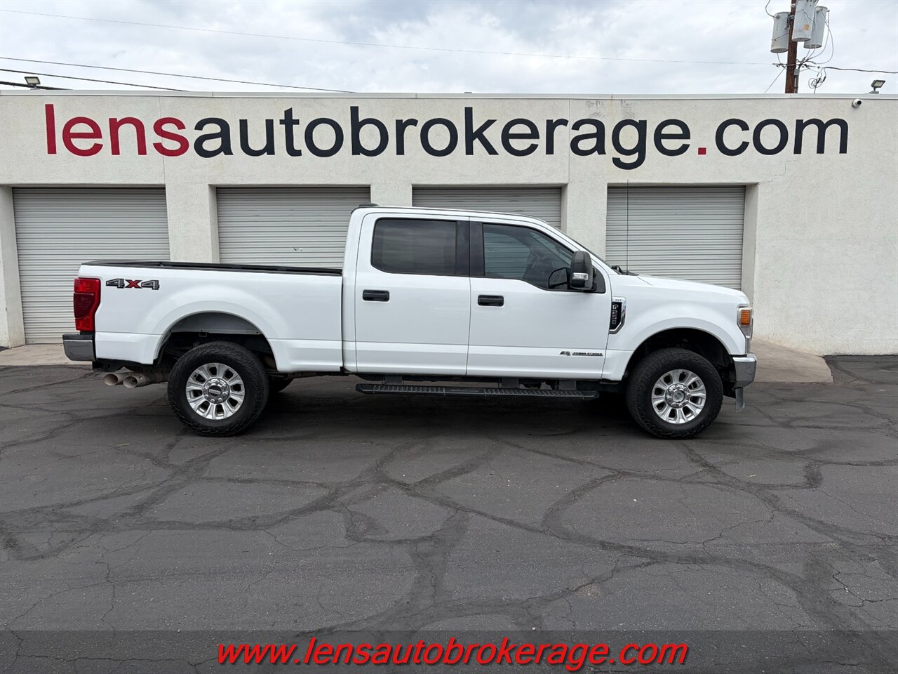 2020 Ford F-250 XLT  Trade in special! - Photo 1 - Tucson, AZ 85705