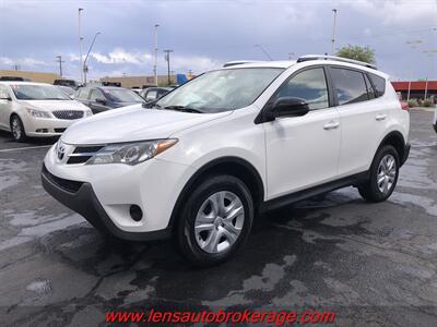 2015 Toyota RAV4 LE  **CARFAX 1 OWNER** - Photo 4 - Tucson, AZ 85705