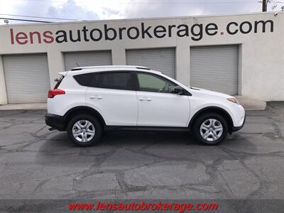 2015 Toyota RAV4 LE  **CARFAX 1 OWNER** - Photo 2 - Tucson, AZ 85705