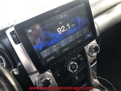 2016 Toyota 4Runner SR5 Premium   - Photo 14 - Tucson, AZ 85705