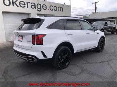 2021 Kia Sorento SX Prestige  *3rd Row & Only 60k Miles! SWEET LOADED KIA! - Photo 8 - Tucson, AZ 85705