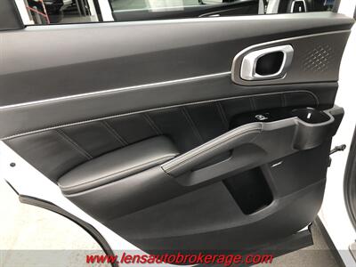 2021 Kia Sorento SX Prestige  *3rd Row & Only 60k Miles! SWEET LOADED KIA! - Photo 17 - Tucson, AZ 85705