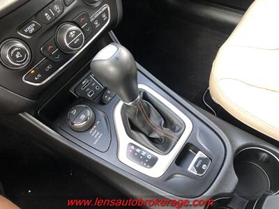 2016 Jeep Cherokee Limited  *Nice Low Mileage Limited 4x4! - Photo 13 - Tucson, AZ 85705