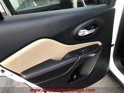 2016 Jeep Cherokee Limited  *Nice Low Mileage Limited 4x4! - Photo 15 - Tucson, AZ 85705