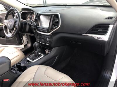 2016 Jeep Cherokee Limited  *Nice Low Mileage Limited 4x4! - Photo 21 - Tucson, AZ 85705