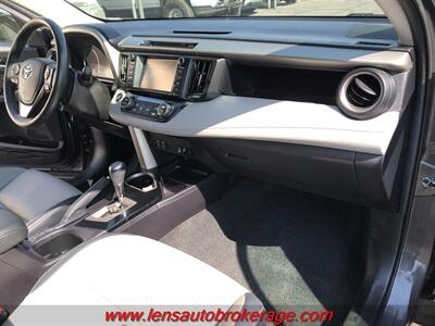 2018 Toyota RAV4 Limited  *Clean Little Limited! - Photo 23 - Tucson, AZ 85705